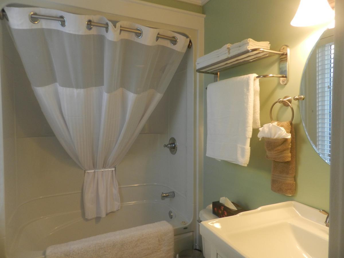 Grand Bank Abbie'S Garden Bed & Breakfast المظهر الخارجي الصورة